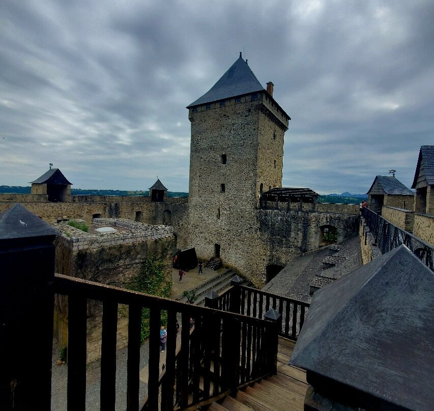 Chateau de Mauvezin-Mauvezin必去景点