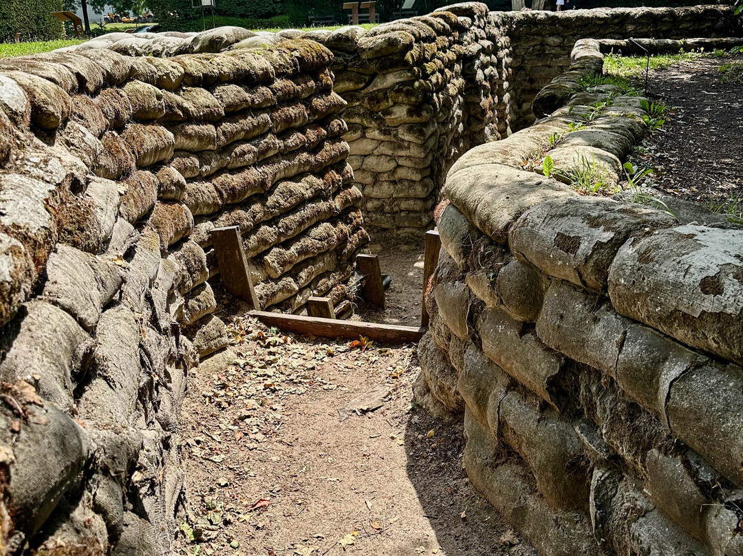 Yorkshire Trench and Dugout-Boezinge必去景点