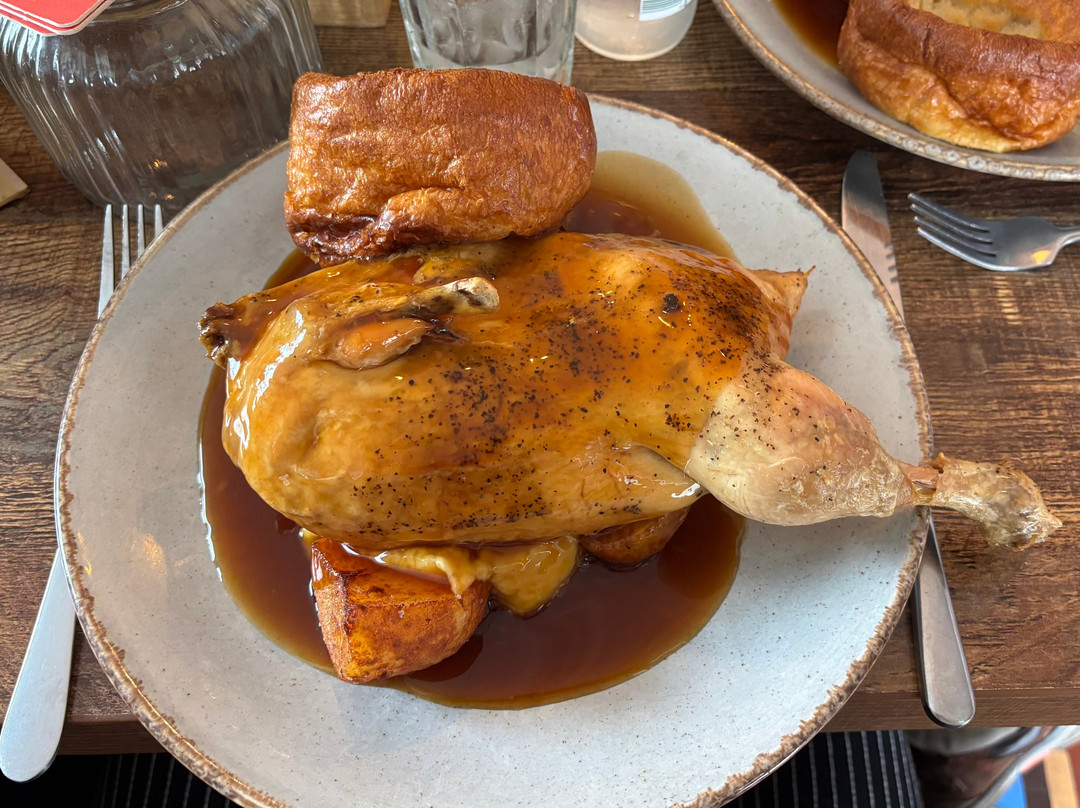 The Ship Hotel主图