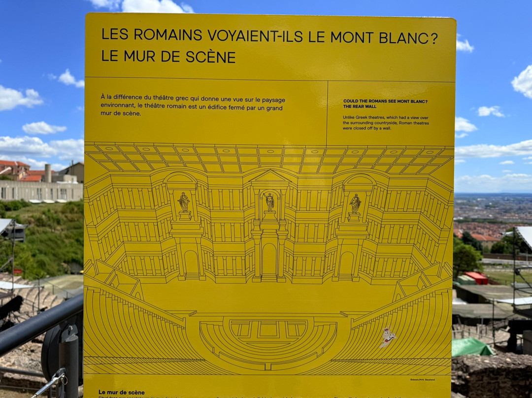 富维耶古罗马剧场-里昂必去景点