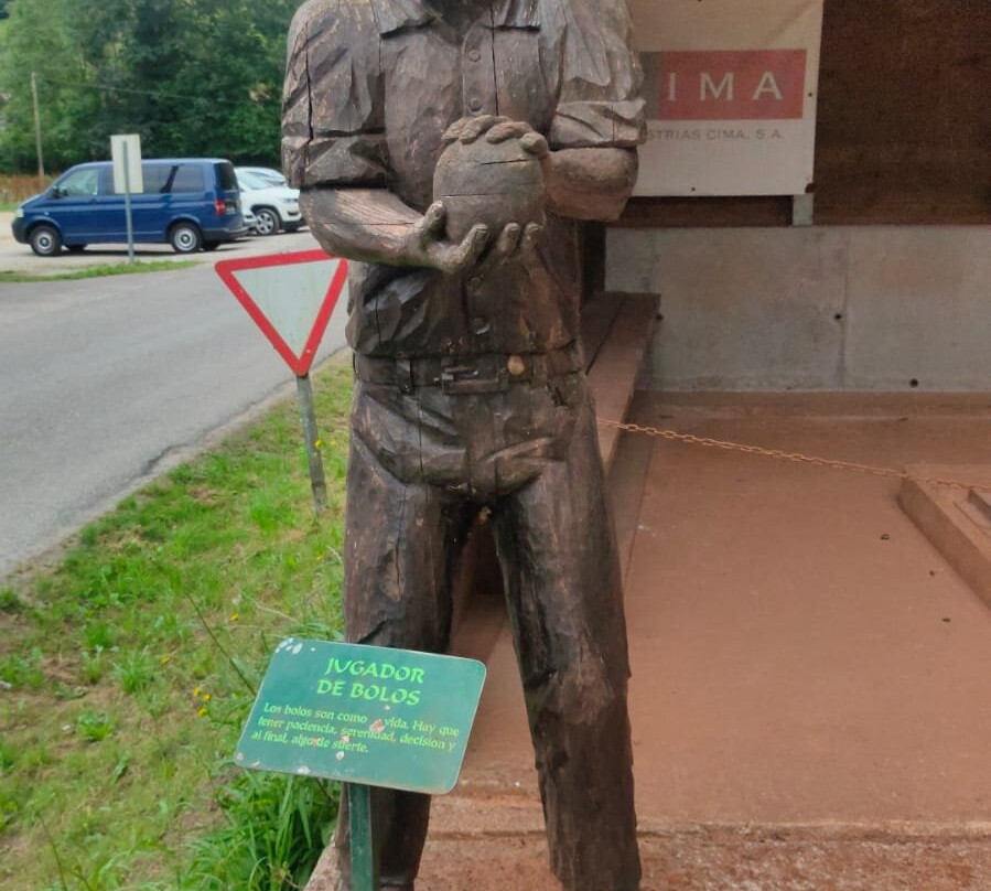 Camin Encantau-利亚内斯必去景点