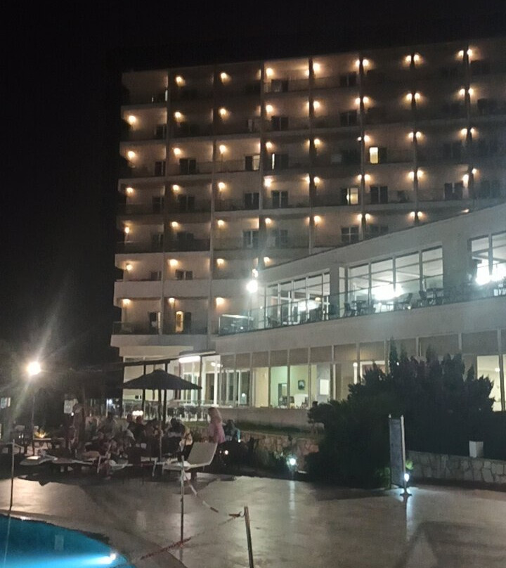 Evia Hotel & Suites主图