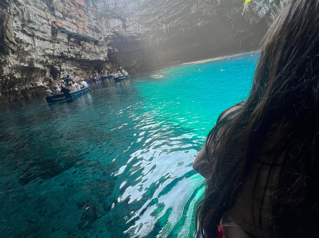 Kefalonia Excursions-阿尔戈斯托利翁必去景点