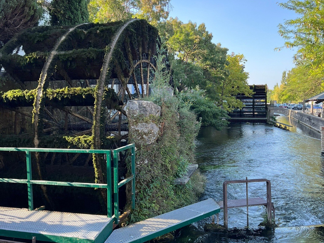 Provence Et Tourisme En E-bike-Saint Saturnin les Avignon必去景点