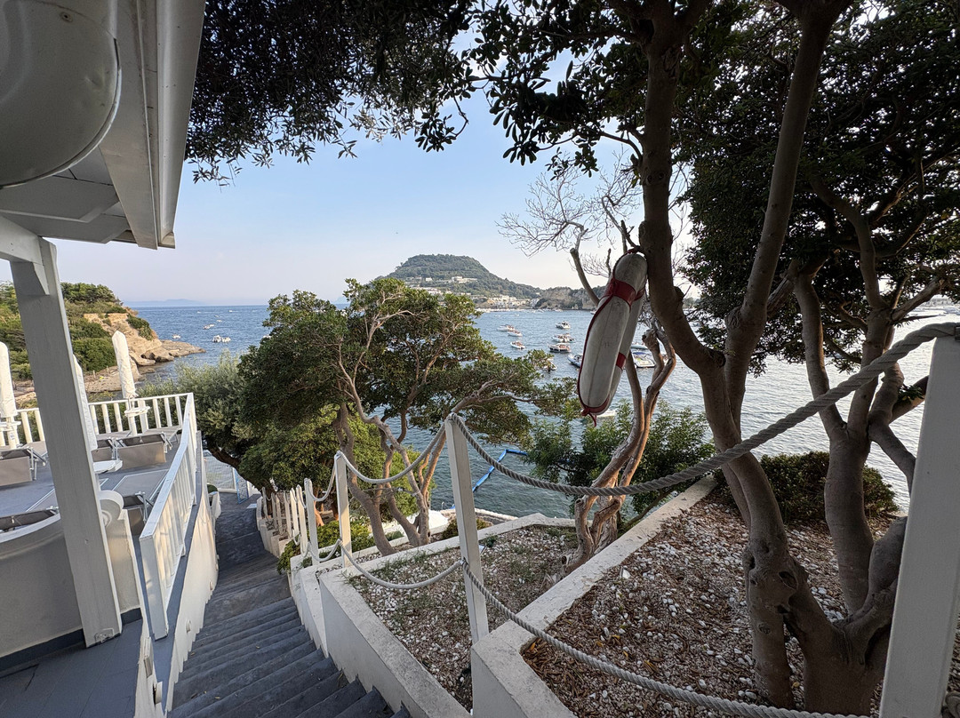 Punta Pennata Lido-Bacoli必去景点