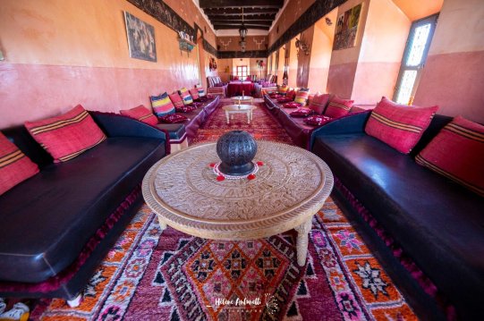 卡斯巴本阿里旅馆-餐饮