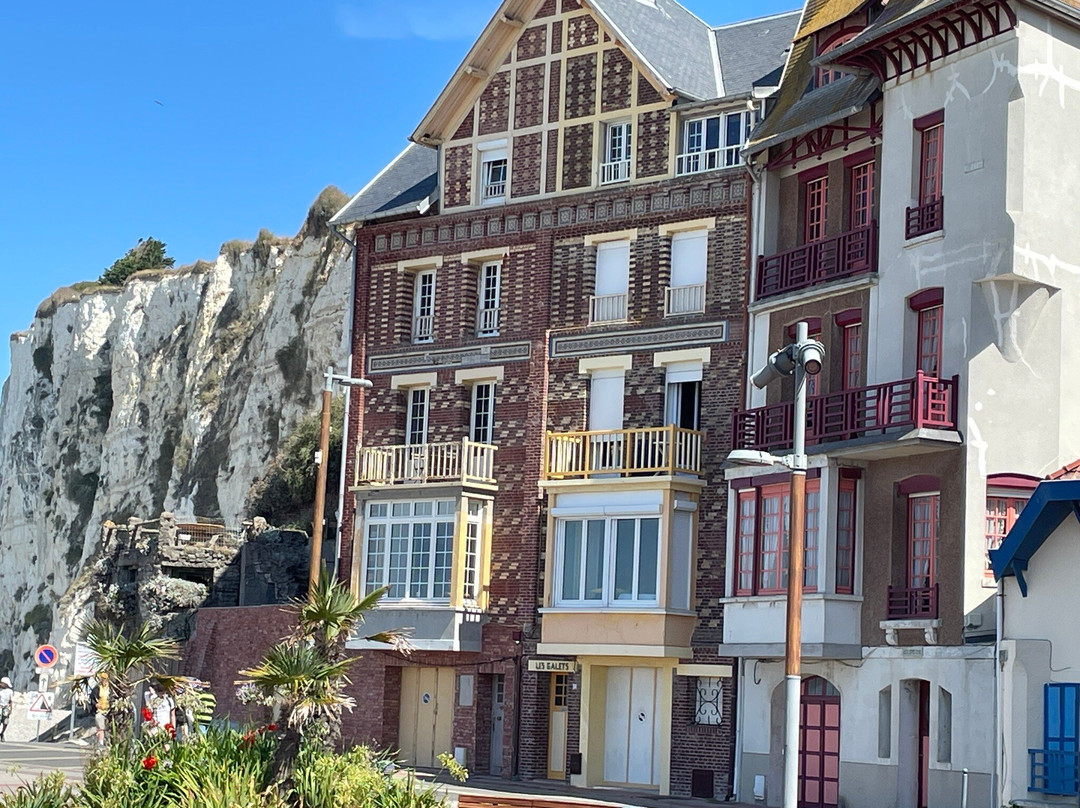 Quartier Classé De Mers-les-bains-梅尔莱班必去景点
