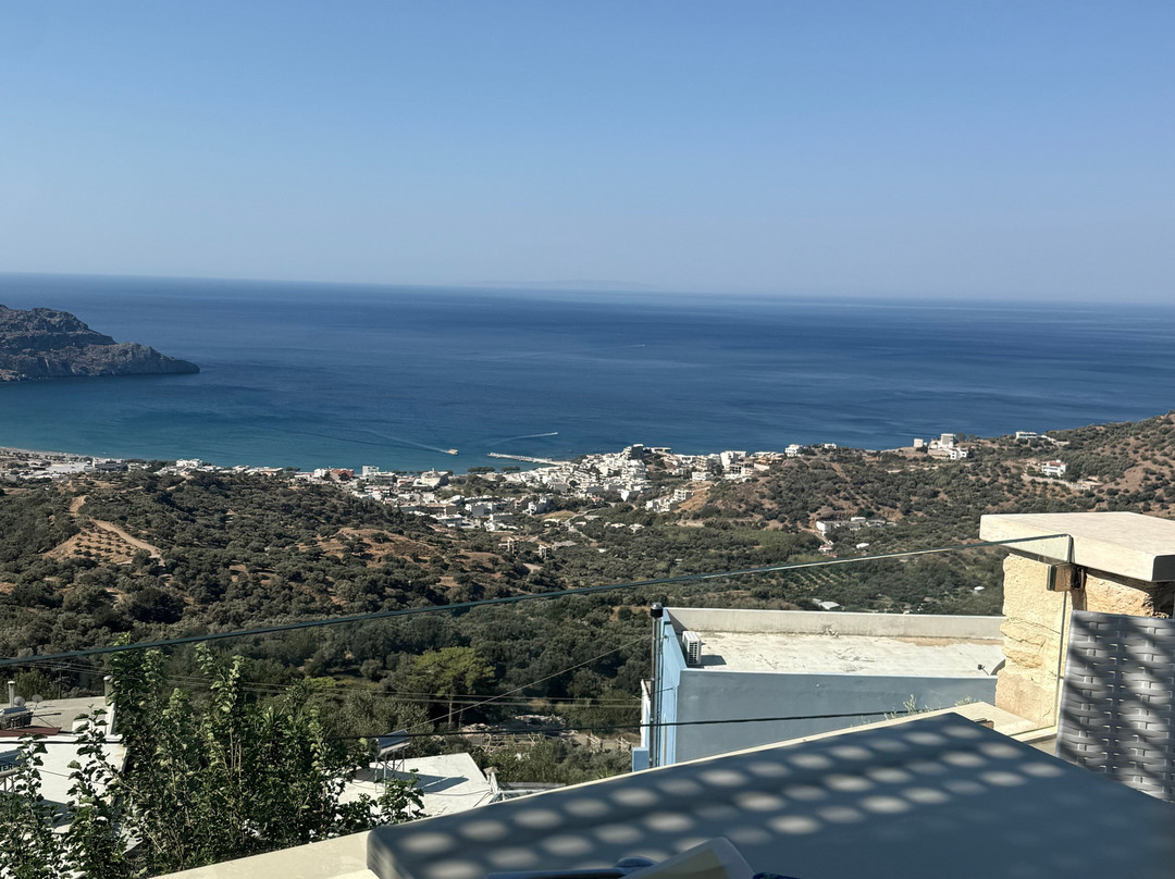 Stefanos Village Hotel主图