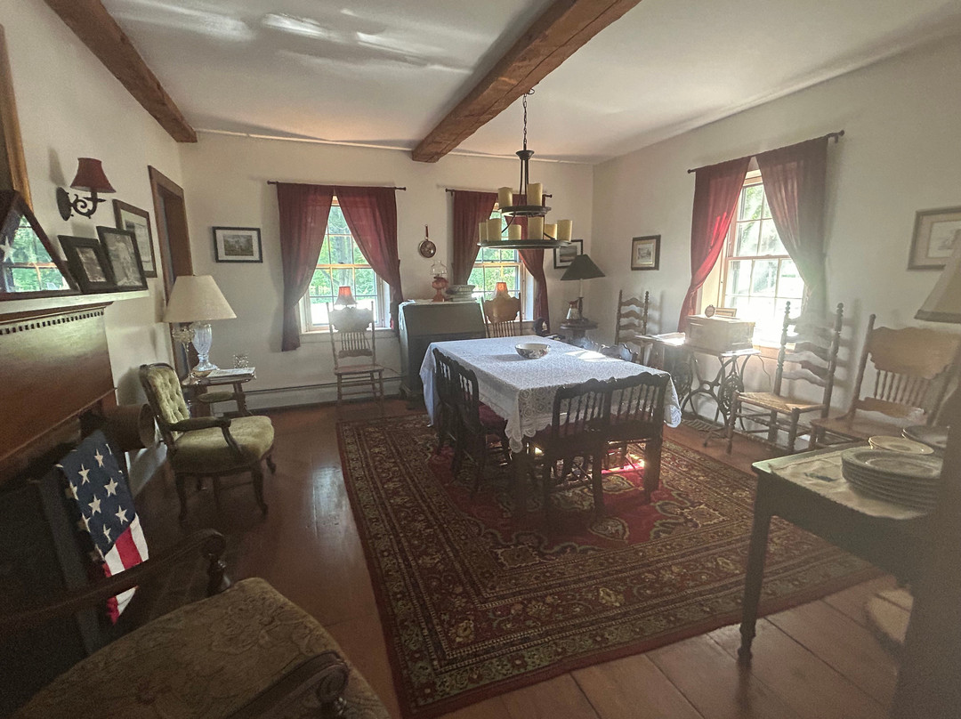 Timber Post Bed & Breakfast主图