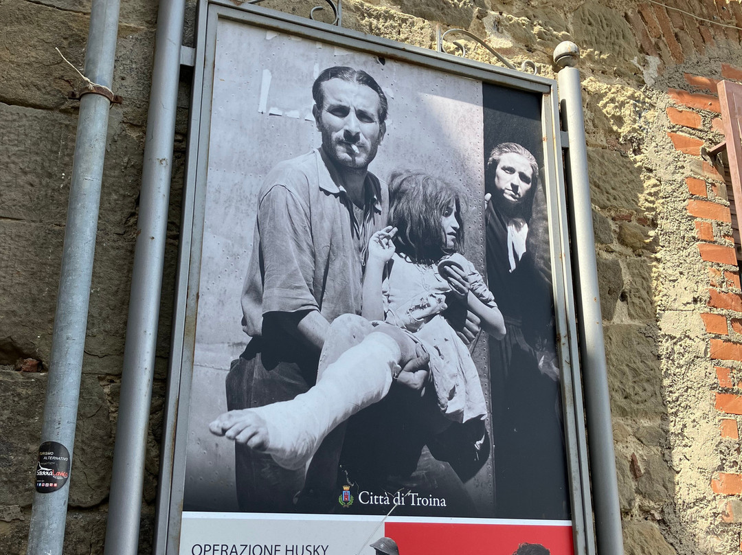 Museo della fotografia di Robert Capa-Troina必去景点