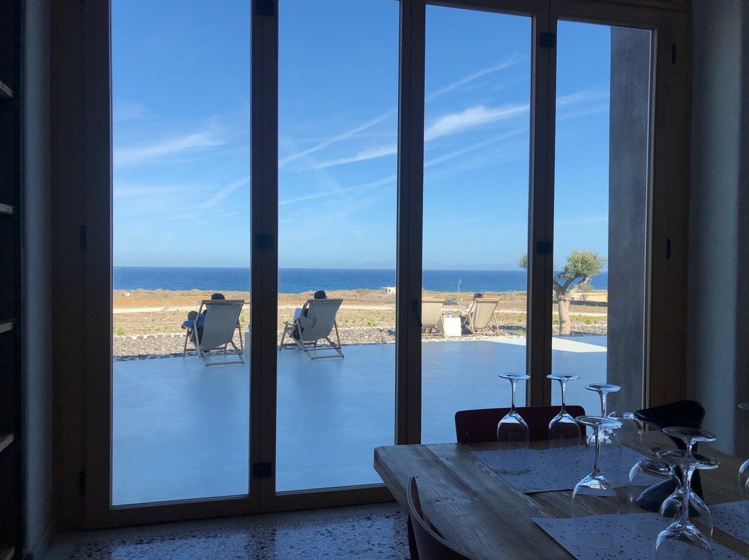 Mikra Thira-Potamos必去景点