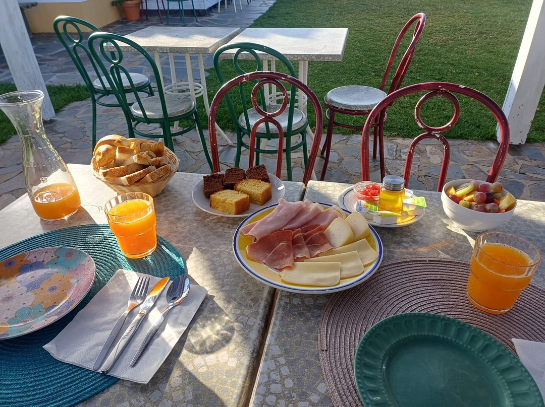 Nave Redonda Do Cerro主图