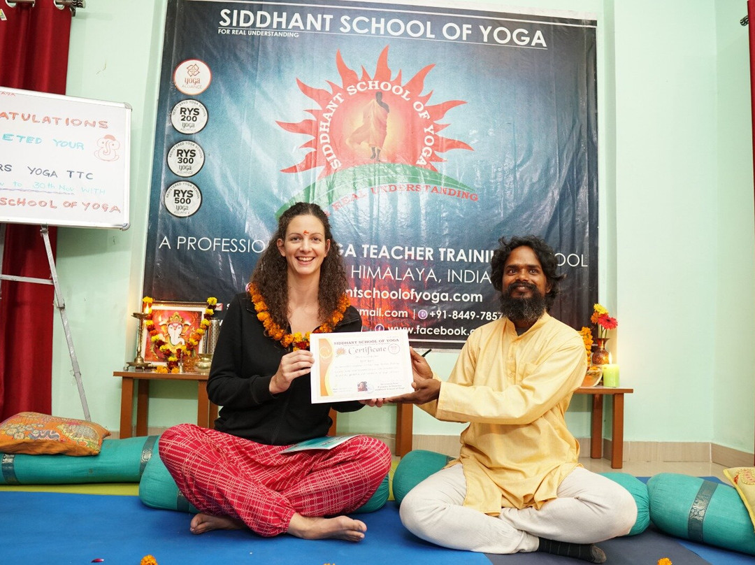 Siddhant School of Yoga-里希克虚必去景点