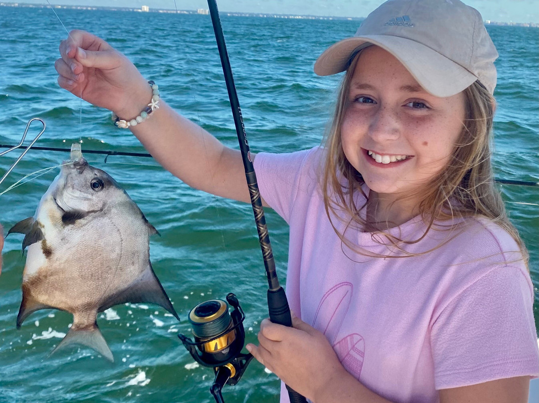 Coastal Life Charters & Adventures-纳瓦拉必去景点