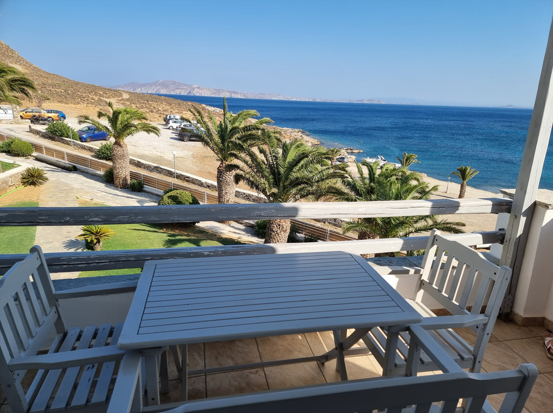 Porto Raphael Residences & Suites主图