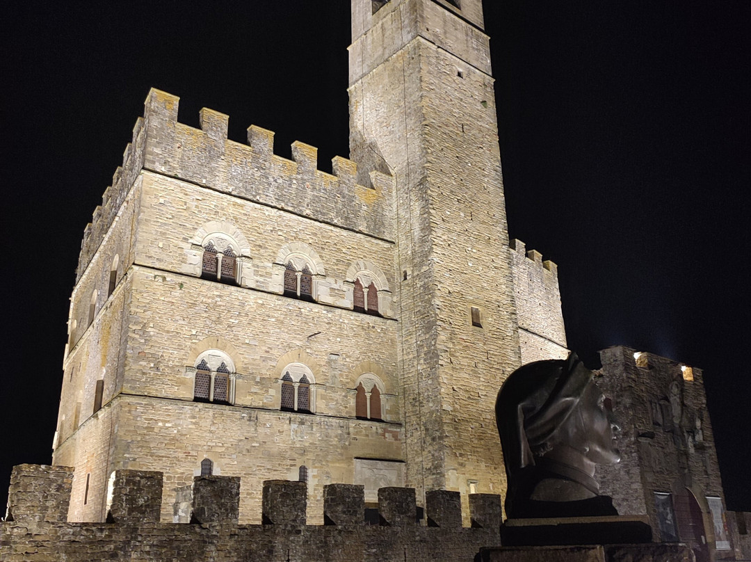 Castello di Poppi dei Conti Guidi-波皮必去景点
