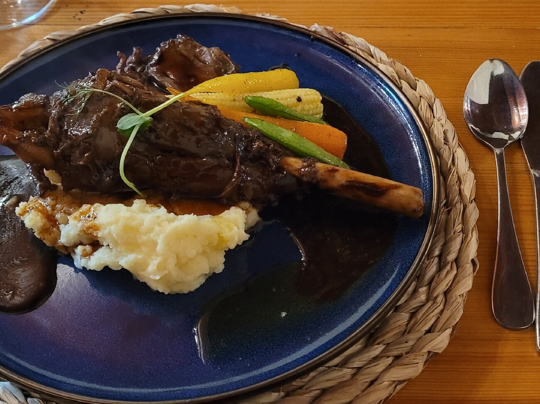 曼利葡萄酒小屋主图