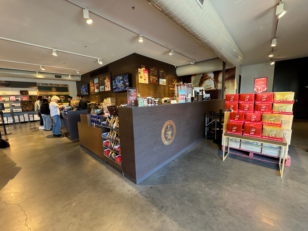 Lindt Chocolate Factory Outlet-Marsden Park必去景点