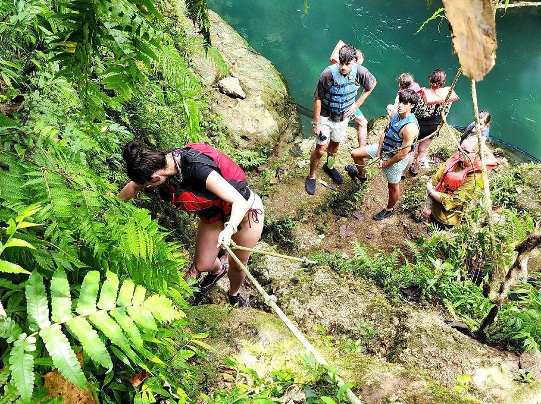 Santo Heritage Tours-卢甘维尔必去景点