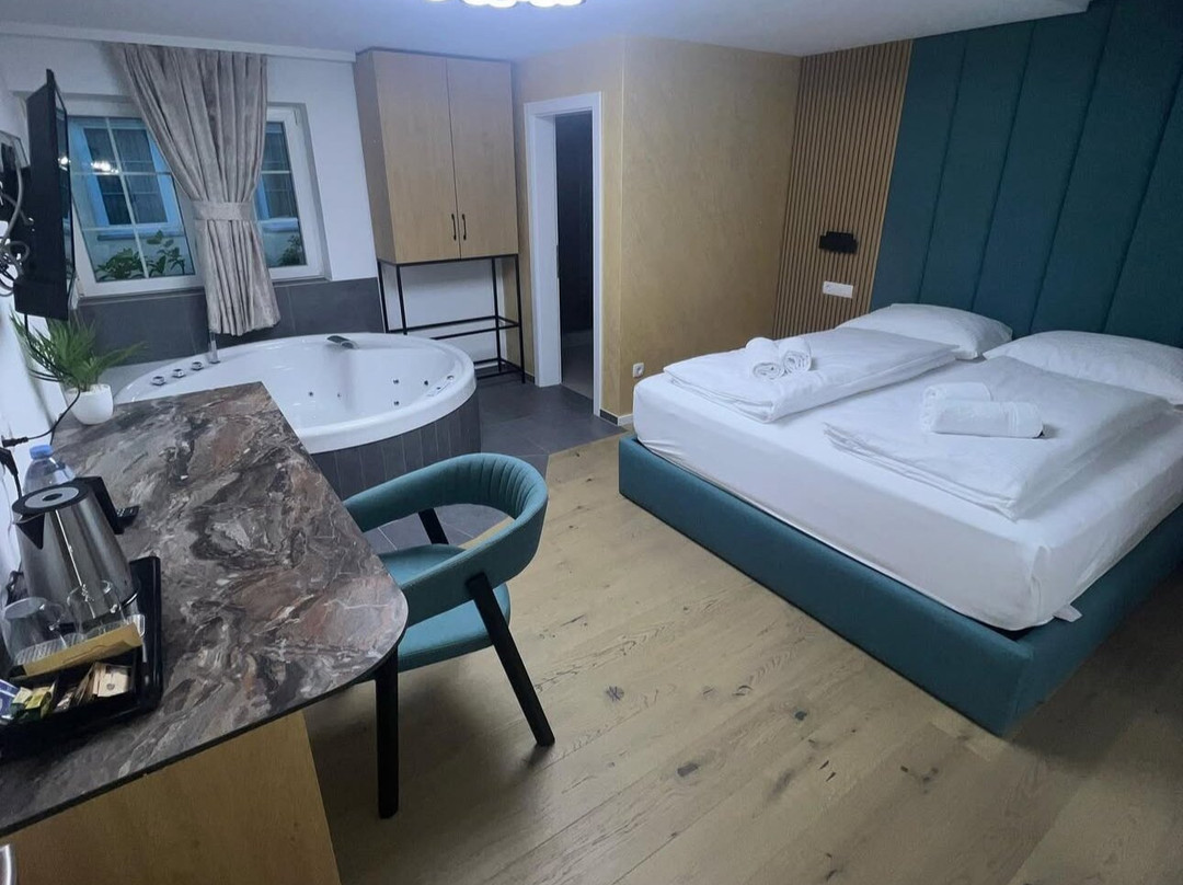 埃格利绍酒店住宿-Hotel Lottstetten