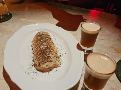 Bisou Bangkok - French Restaurant