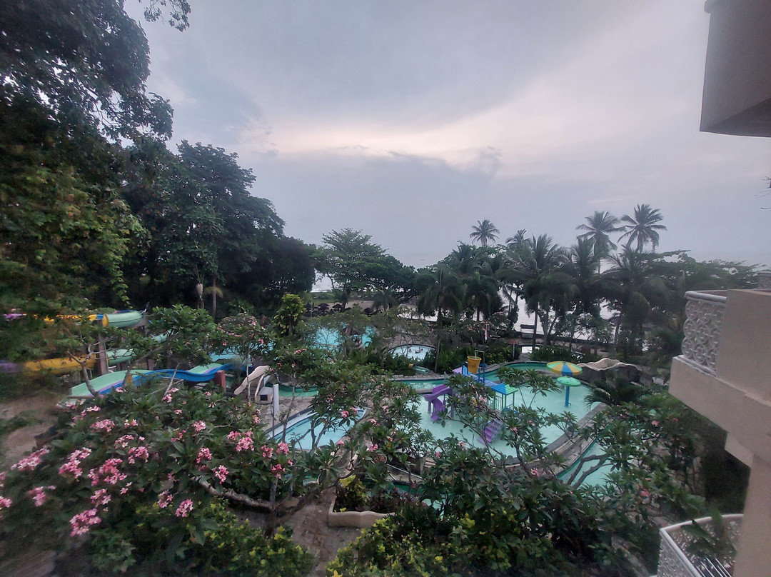 巴里夏威夷俱乐部度假村主图