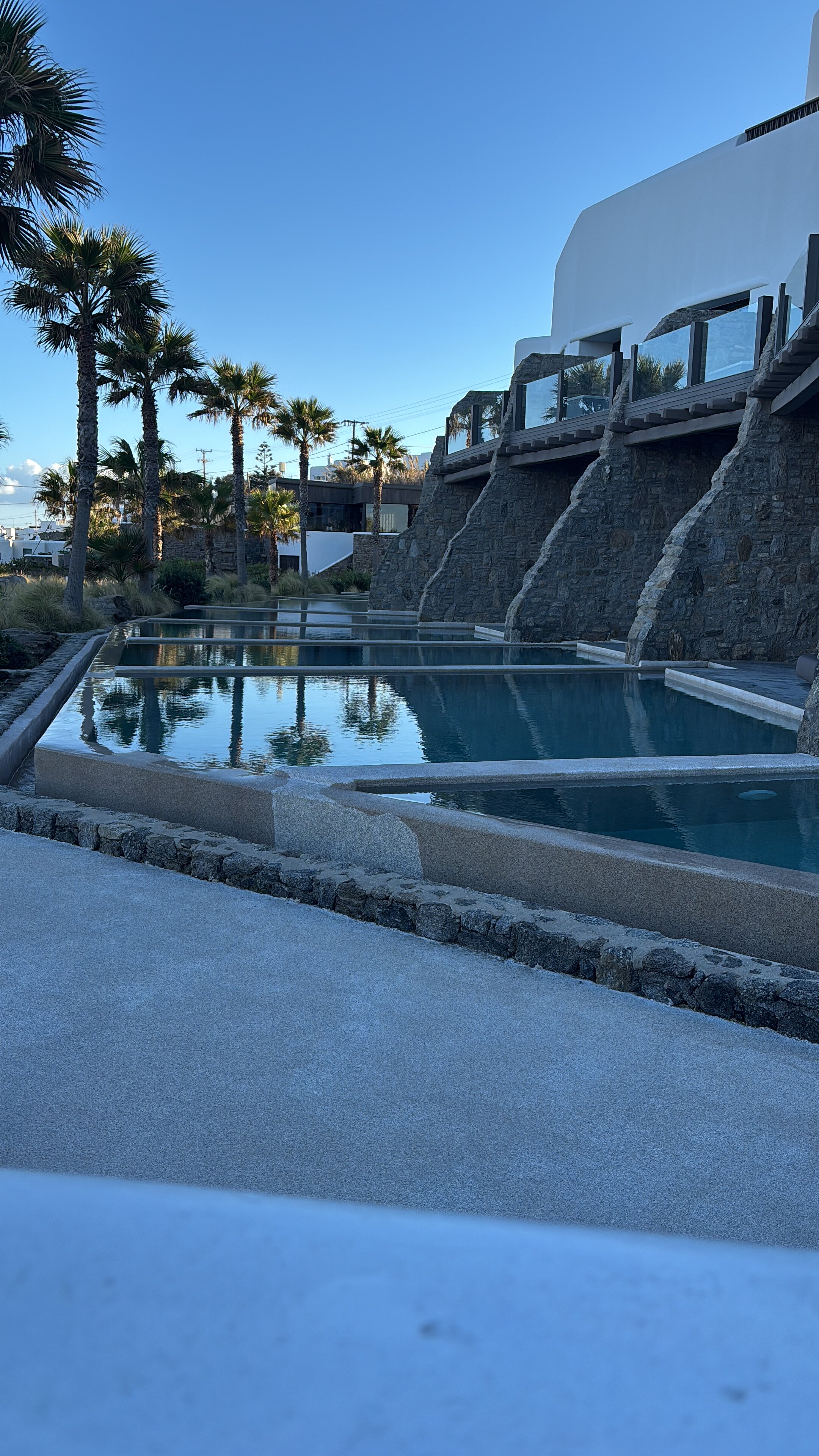 Aeonic Suites & Spa-官方