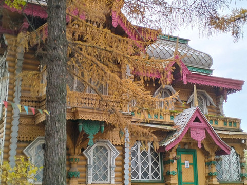 Summer House of  N. A. Bugrov-Volodarsk必去景点