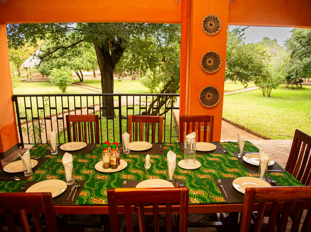 Oxpecker Safari Lodge