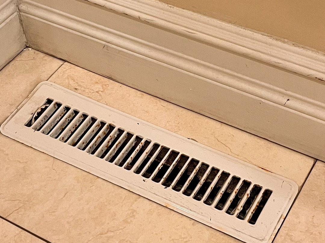 Three Village Inn主图