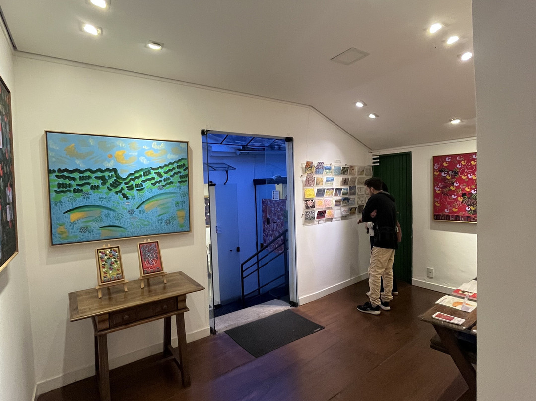 Galeria e Fundação Oscar Araripe-蒂拉登特斯必去景点