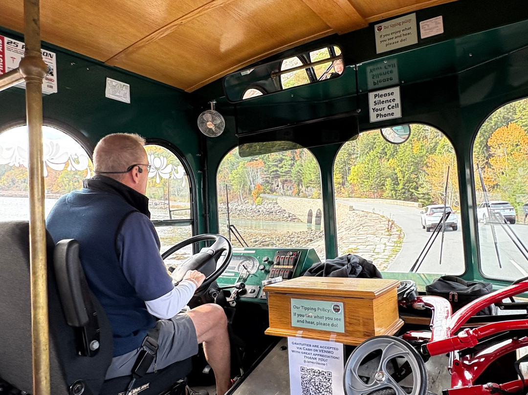 Oli's Trolley - Acadia National Park Tour-巴港必去景点