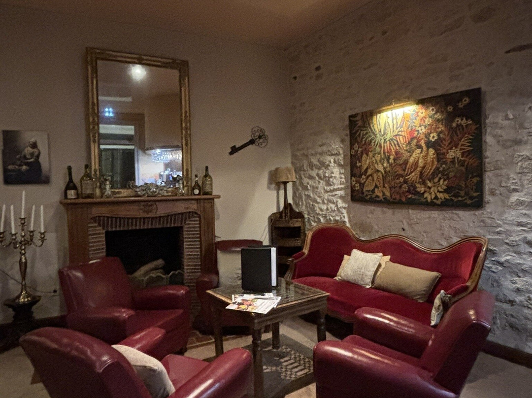 蒙特斯潘 - 塔列朗之家大酒店主图