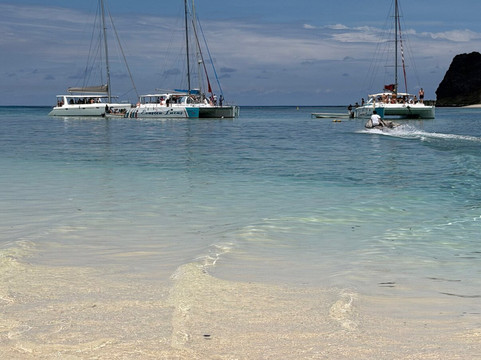 Mauritius Catamaran-大湾必去景点