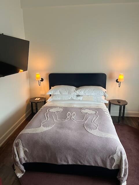 The Siren Hotel主图