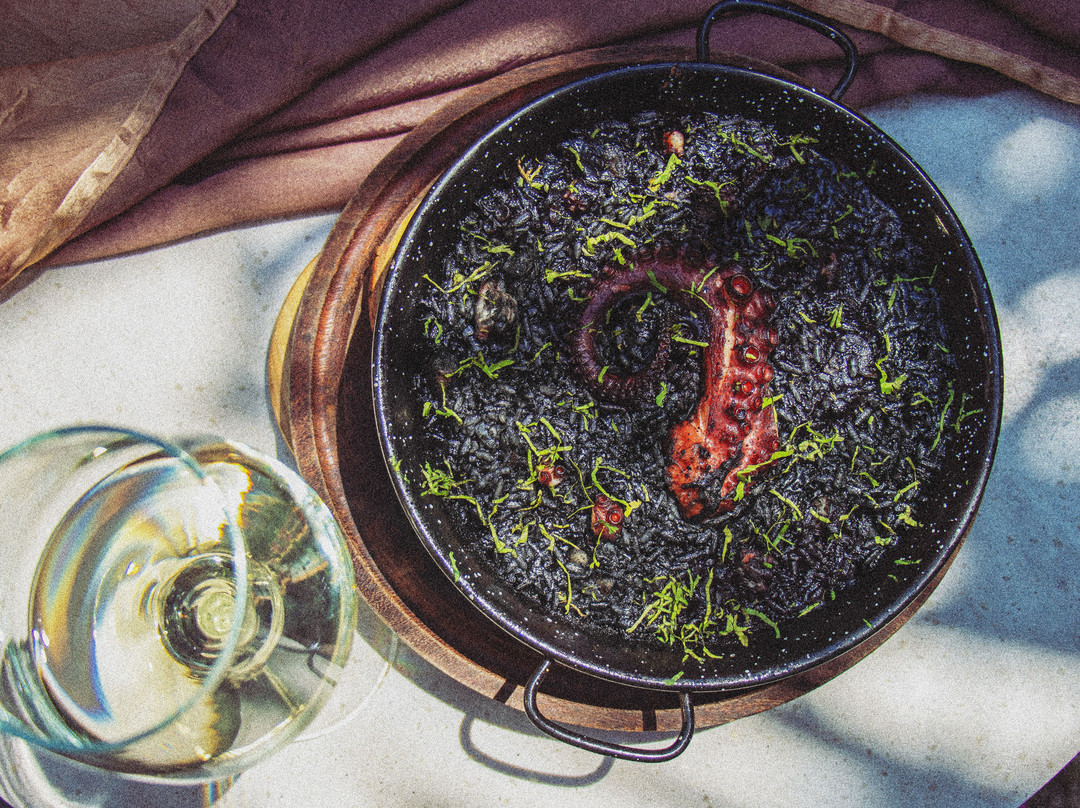 Mediterráneo Café Y Tapas