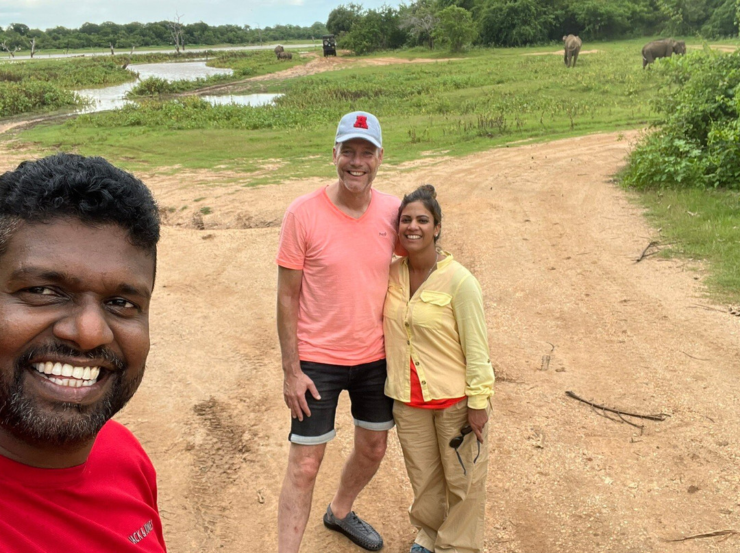 See Sri Lanka Tours-康提必去景点