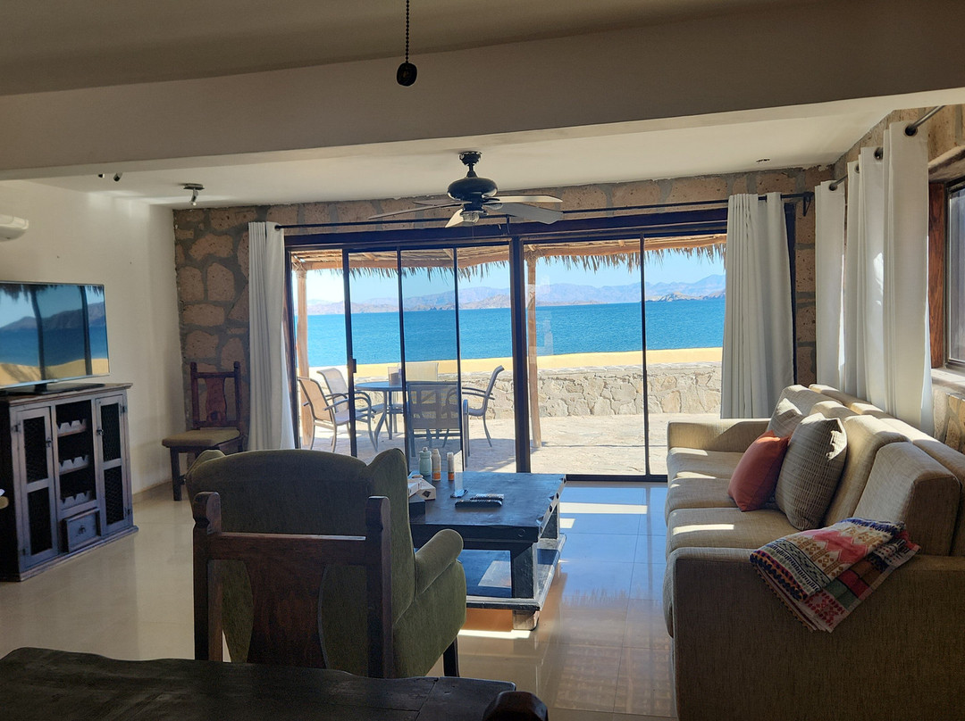 Los Vientos Hotel主图