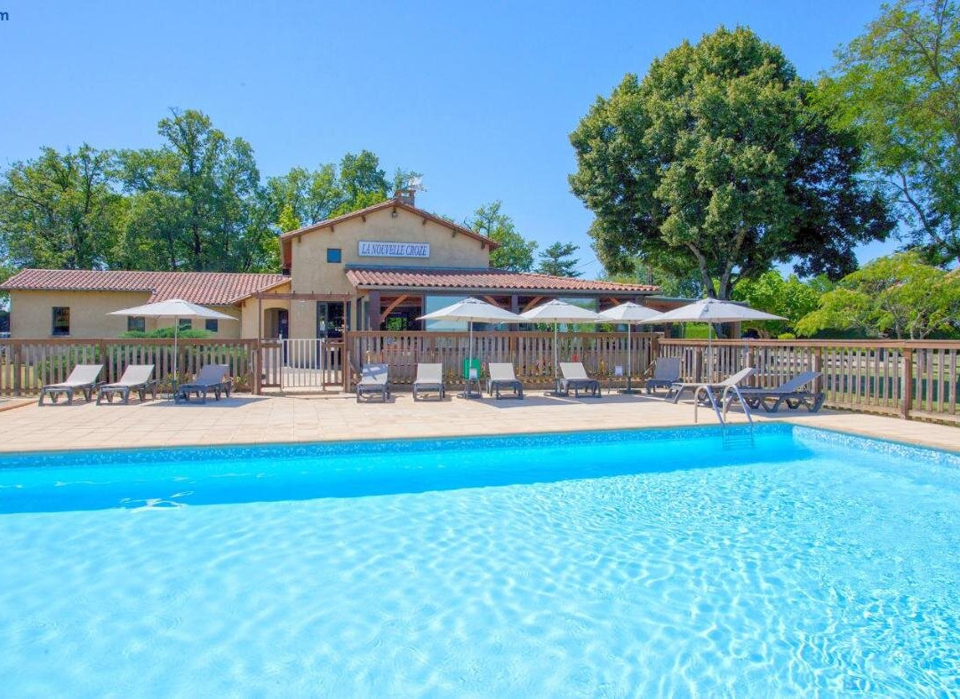 Camping Rouffignac - St - Cernin