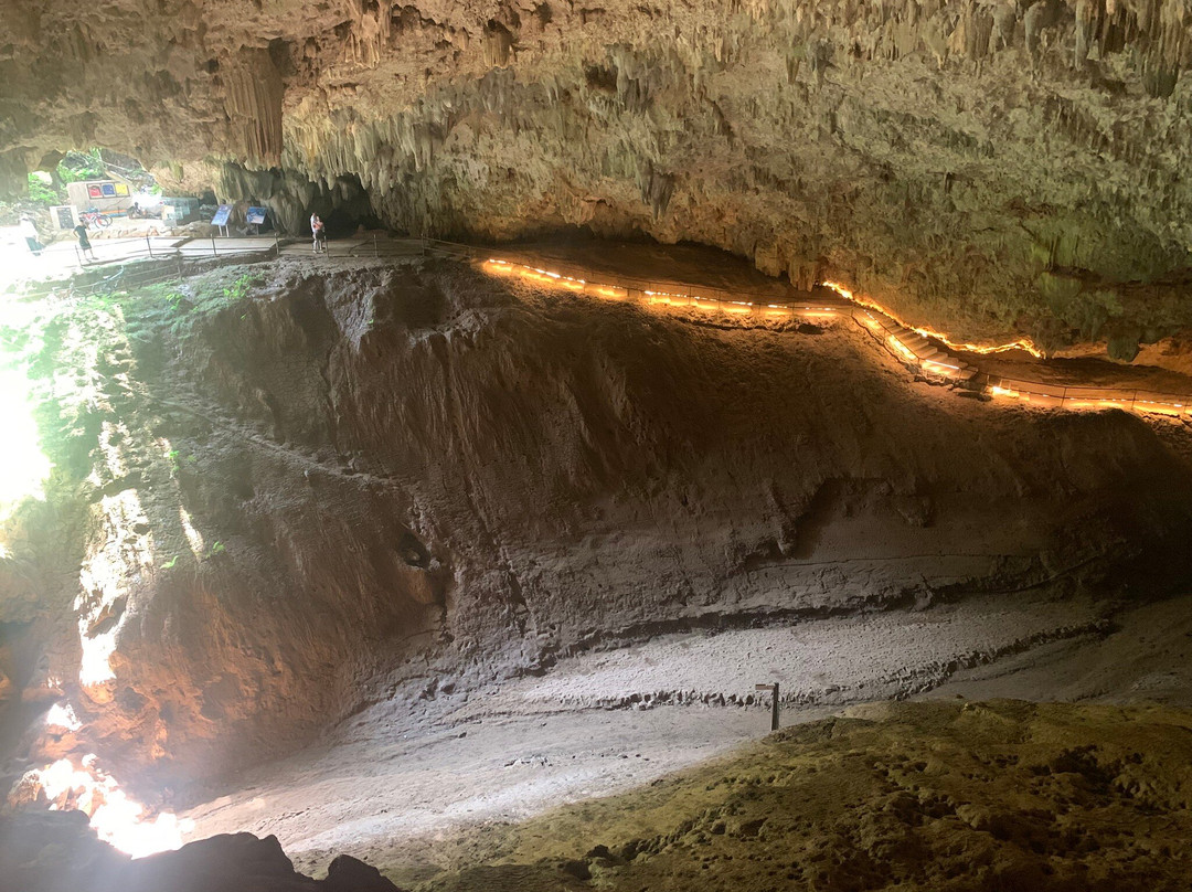 Tham Khao Luang Cave-清盛必去景点