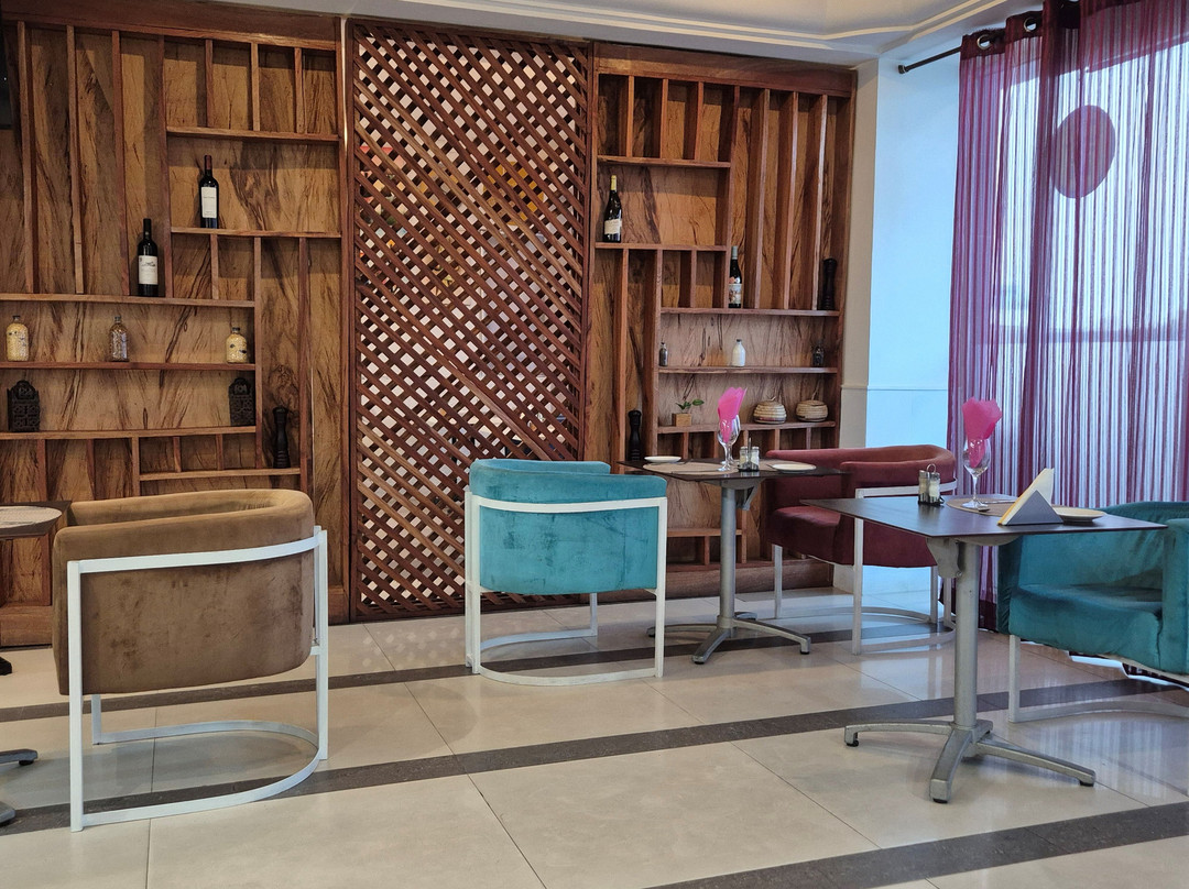 诺比拉机场贝斯特韦斯特优质酒店