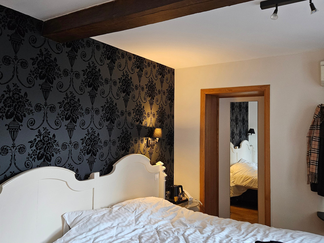 乐圣阿德兰酒店主图