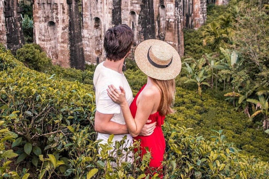 A M Tourism & Travels