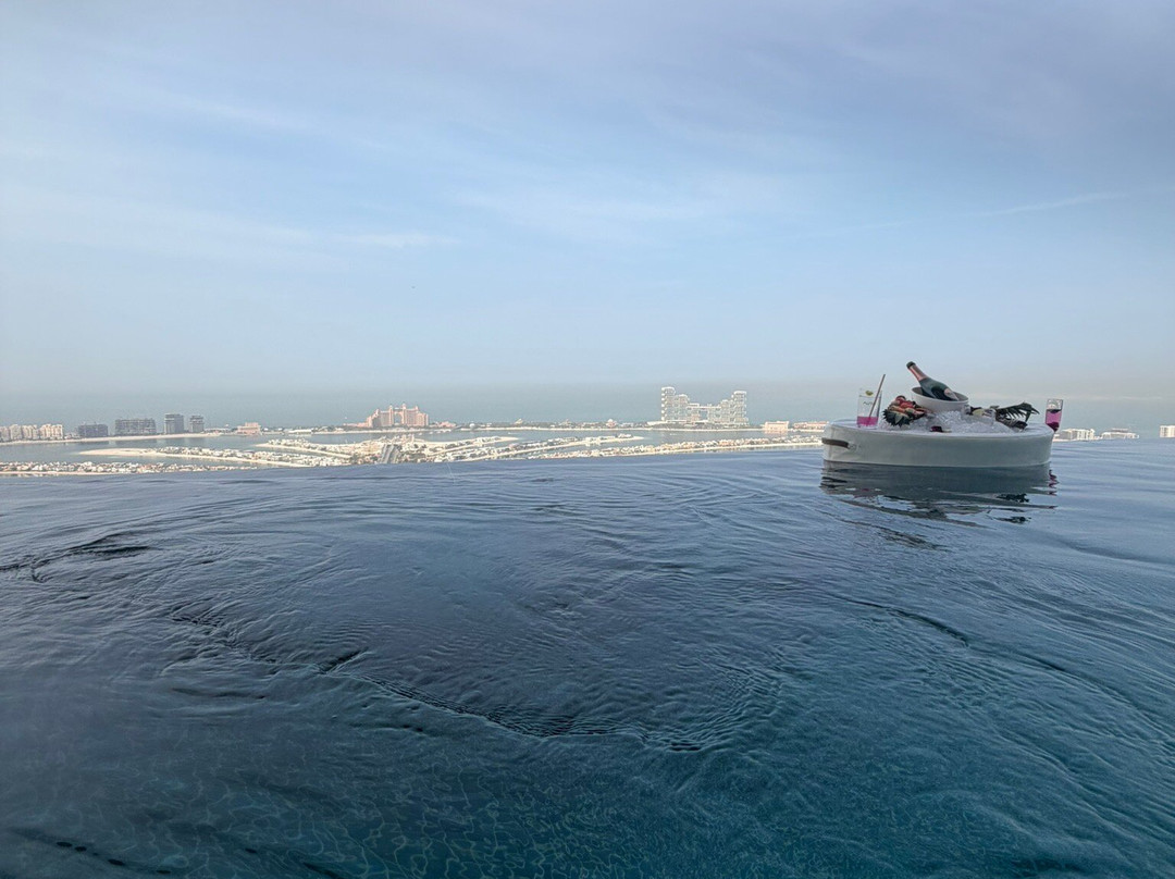 AURA SKYPOOL-迪拜必去景点