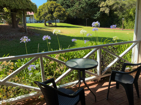 卡丽森林莫泰旅馆主图