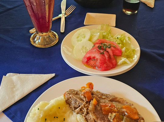 Restorant y saltos Lancuyen-Hornopiren必去景点