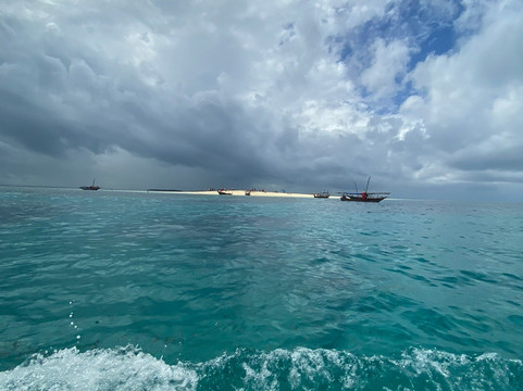 Essence Tours & Safaris Africa-桑给巴尔岛必去景点