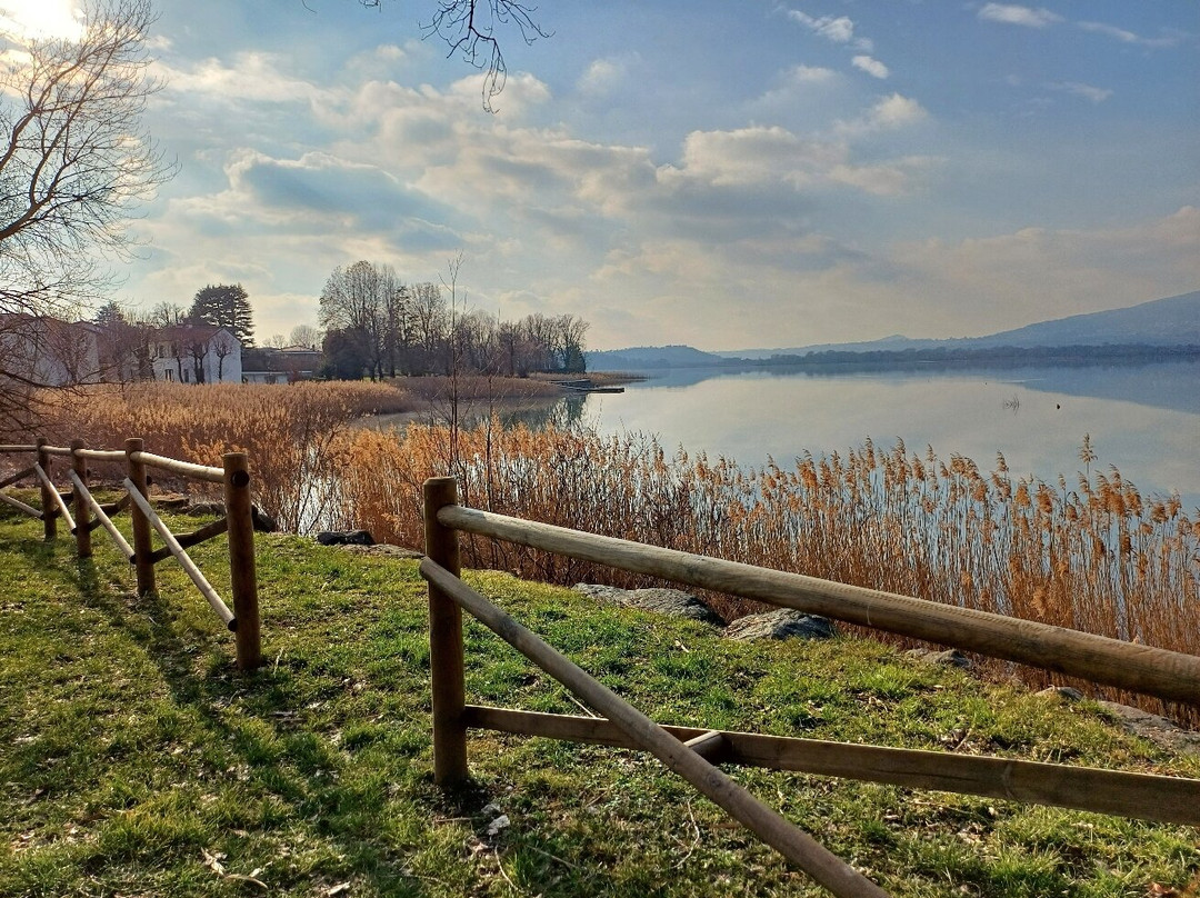 Lungolago Gianni Brera-Bosisio Parini必去景点