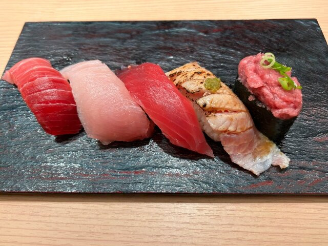 天狗寿司 鶴巻店