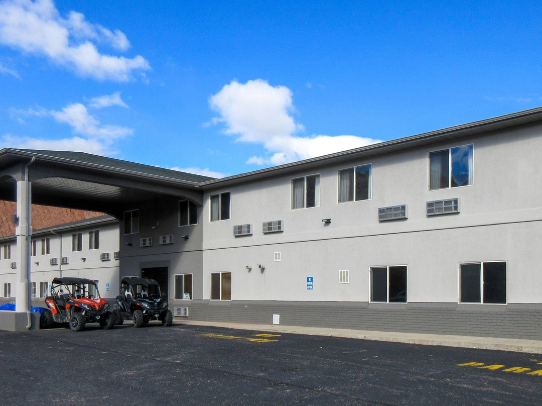 萨利娜国家森林区品质套房酒店